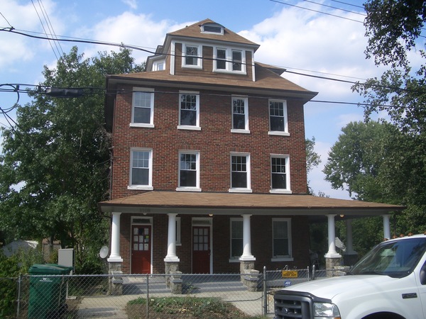 Gateway Apartments